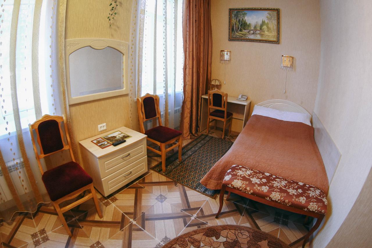 Гостиница  Северная Новосибирск Экстерьер фото